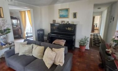 Casa en Venta en AV. MACUL/VICTOR DGO. SILVA