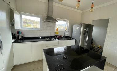 Casa en Venta en Condominio rocas del mar 566