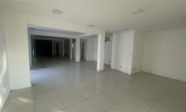 Local Comercial en Arriendo en Av La Dehesa