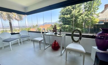 Casa en Venta en Carlos Peña Otaegui / Colina Del Peumo