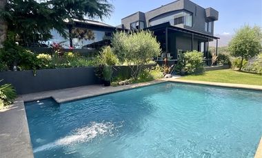 Casa en Venta en Carlos Peña Otaegui / Colina Del Peumo