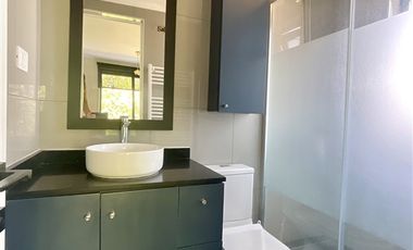 Casa en Venta en Carlos Peña Otaegui / Colina Del Peumo