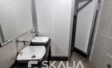 Local Comercial en Arriendo en Av. Brasil 522, 8340328 Santiago, Región Metropolitana