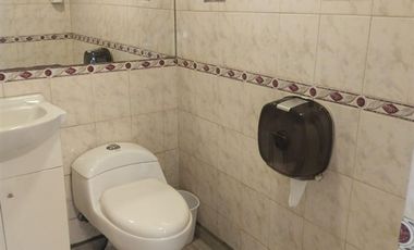 Local Comercial en Arriendo en Vitacura / Rinconada