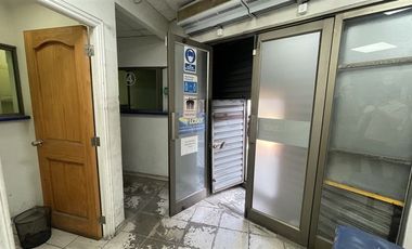 Local Comercial en Arriendo en Agustinas / Bandera