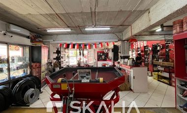 Local Comercial en Venta en Heras con Salas, sector industrial