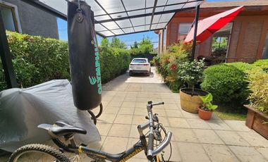 Casa en Venta en Longitudinal con Las Perdices