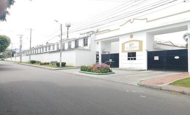 VENTA de CASA RESIDENCIAL en NEIVA