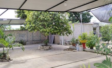 Casa con amplio terreno en venta en Ucú