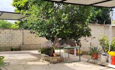 Casa con amplio terreno en venta en Ucú