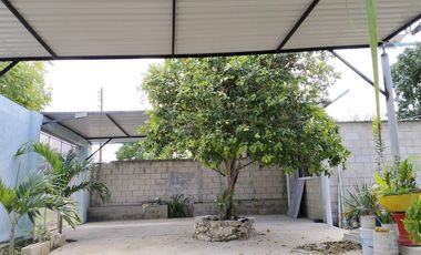 Casa con amplio terreno en venta en Ucú