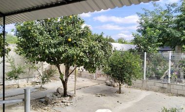 Casa con amplio terreno en venta en Ucú