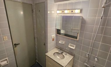 LIBERTAD 1126: depto. 4amb.   depend.   cochera opc.