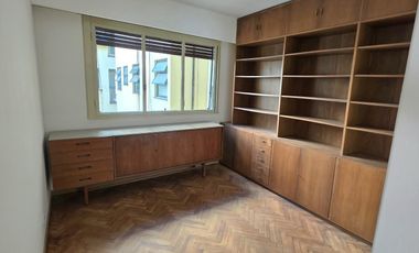 LIBERTAD 1126: depto. 4amb.   depend.   cochera opc.