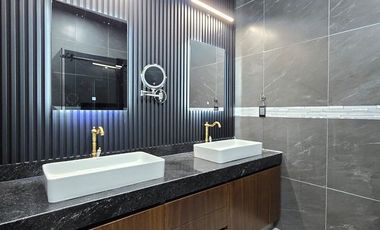 RESIDENCIA EN VENTA 4 RECÁMARAS, 4.5 BAÑOS, COCHERA PARA 2 AUTOS.