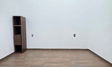 RESIDENCIA EN VENTA 4 RECÁMARAS, 4.5 BAÑOS, COCHERA PARA 2 AUTOS.