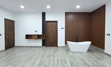 RESIDENCIA EN VENTA 4 RECÁMARAS, 4.5 BAÑOS, COCHERA PARA 2 AUTOS.