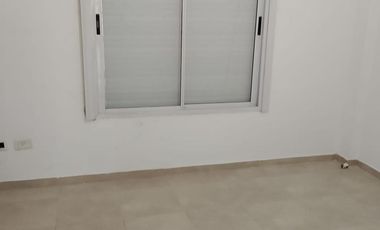 Departamento dos ambientes con patio alquiler Villa Dominico