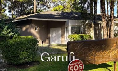 Casa en Venta y Alquiler Temporario en Cariló con pileta