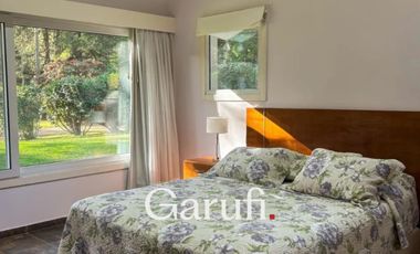 Casa en Venta y Alquiler Temporario en Cariló con pileta