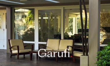 Casa en Venta y Alquiler Temporario en Cariló con pileta