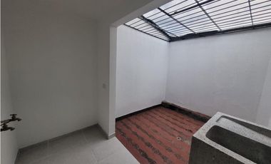 VENDO HERMOSA CASA EN BELÉN