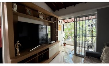 VENDO HERMOSA CASA EN BELEN