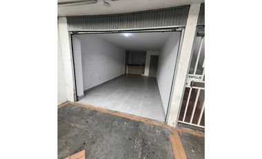 Se arrienda local en la avenida 80