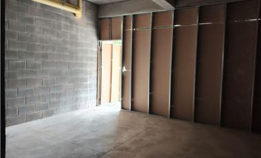 Se Arriendan Locales en Terrazas del Rio para estrenar