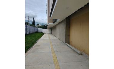 Se Arriendan Locales en Terrazas del Rio para estrenar