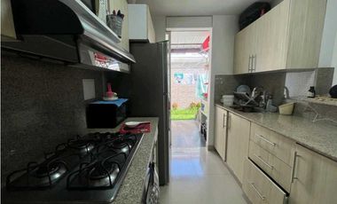 SE VENDE CASA EN CIUDAD COUNTRY JAMUNDI