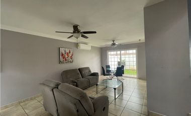 BRISAS DEL GOLF / PH EVEREST / 207M / 2 HABITACION / AMOBLADO