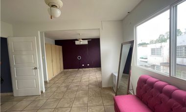 BRISAS DEL GOLF / PH EVEREST / 207M / 2 HABITACION / AMOBLADO