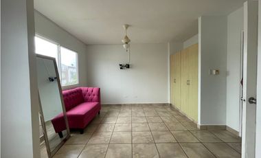 BRISAS DEL GOLF / PH EVEREST / 207M / 2 HABITACION / AMOBLADO