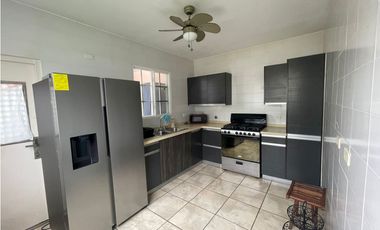 BRISAS DEL GOLF / PH EVEREST / 207M / 2 HABITACION / AMOBLADO