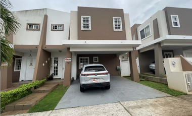 ALQUILER DE CASA EN BRISAS DEL GOLF PH EVEREST 2 HABITACION AMOBLADO