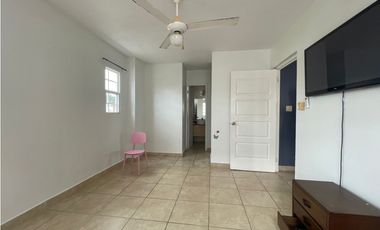 ALQUILER DE CASA EN BRISAS DEL GOLF PH EVEREST 2 HABITACION AMOBLADO