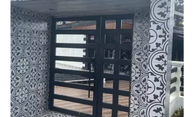 ALTOS DE CERRO AZUL / 300M / 5 HABITACION / 6 PARKING / DOS NIVELES