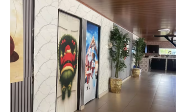 SE VENDE CASA DE 2 NIVELES EN ALTOS DE CERRO AZUL CON VISTA AL MAR