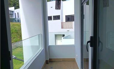 BRISAS DEL GOLF / PH RIVERWALK / 529M / 3 HABITACION / LINEA BLANCA