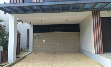 BRISAS DEL GOLF / PH RIVERWALK / 529M / 3 HABITACION / LINEA BLANCA