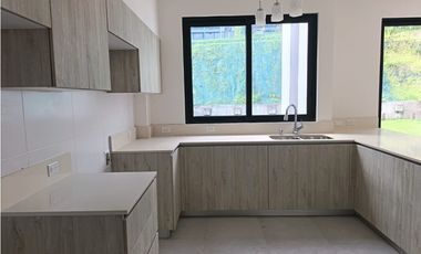 ALQUILER DE CASA BRISAS DEL GOLF PH RIVERWALK A ESTRENAR LINEA BLANCA