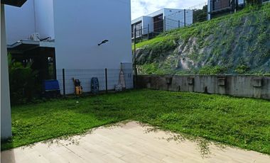 ALQUILER DE CASA BRISAS DEL GOLF PH RIVERWALK A ESTRENAR LINEA BLANCA