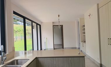 ALQUILER DE CASA BRISAS DEL GOLF PH RIVERWALK A ESTRENAR LINEA BLANCA