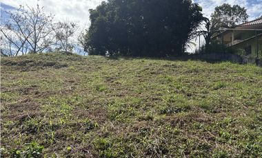 SE VENDE TERRENO DE 1554 M CON VISTA MONTAÑAS AG