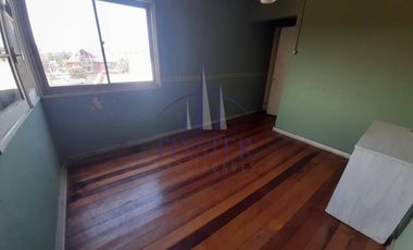 Propiedad comercial y habitacional frente plaza de Quintero