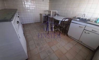 Propiedad comercial y habitacional frente plaza de Quintero