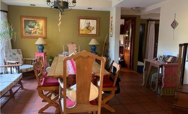 Casa 5 ambientes con pileta en Sta Monica/ P Anchorena