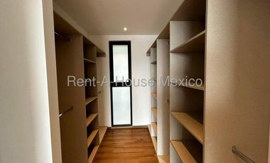 Altos de Juriquilla departamento en RENTA RAH1574