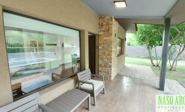 IMPECABLE!! Hermosa casa en venta en Sierra de los Padres. Gas natural conectado